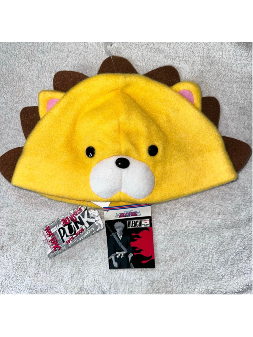 NOS Vintage 2000s Hot Topic Shonen Jump Bleach Child’s Fleece Lion Hat